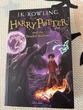 kniha Harry Potter and the Deathly Hallows , Bloomsbury 2014